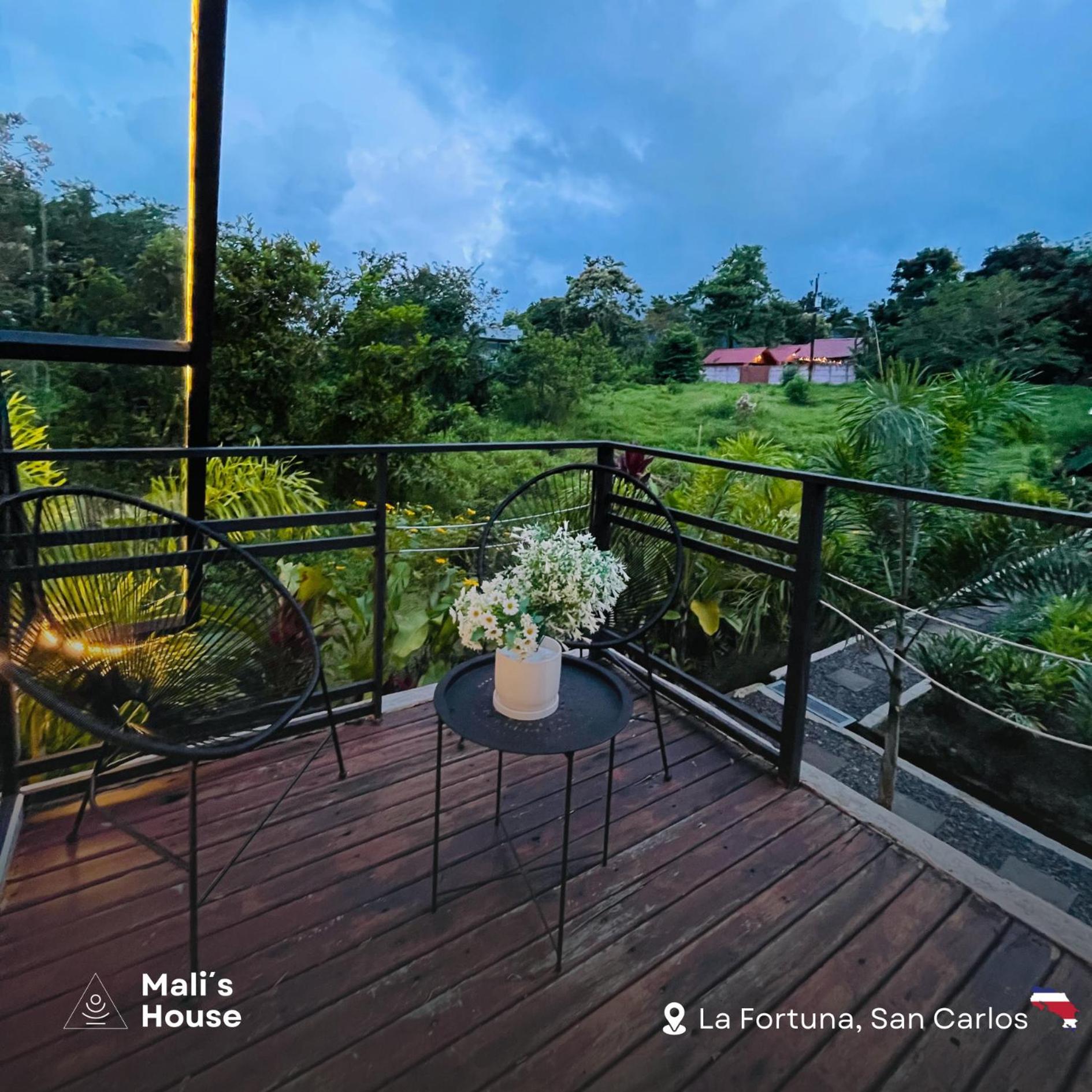 Mali'S House Hotel La Fortuna ภายนอก รูปภาพ