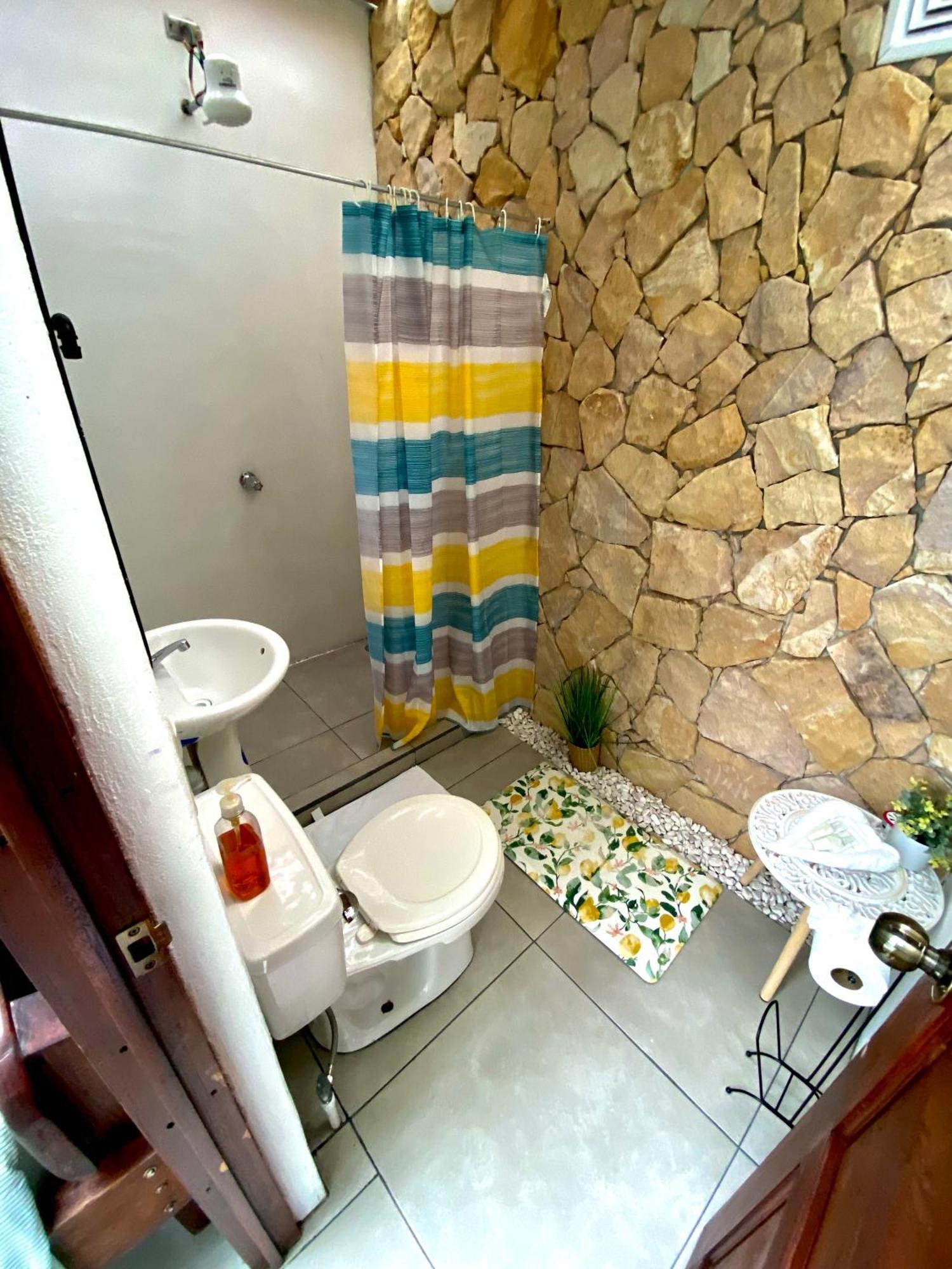 Mali'S House Hotel La Fortuna ภายนอก รูปภาพ